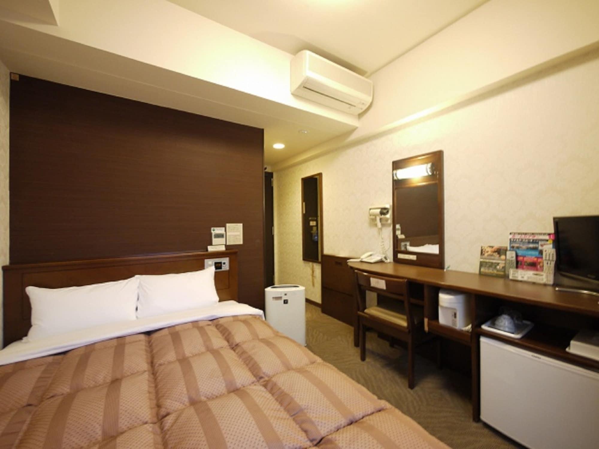 Hotel Route-Inn Yokohama Bashamichi Exterior foto